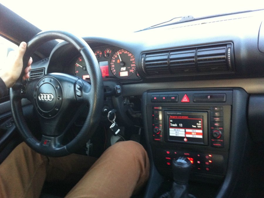 Audi a4 2006 салон