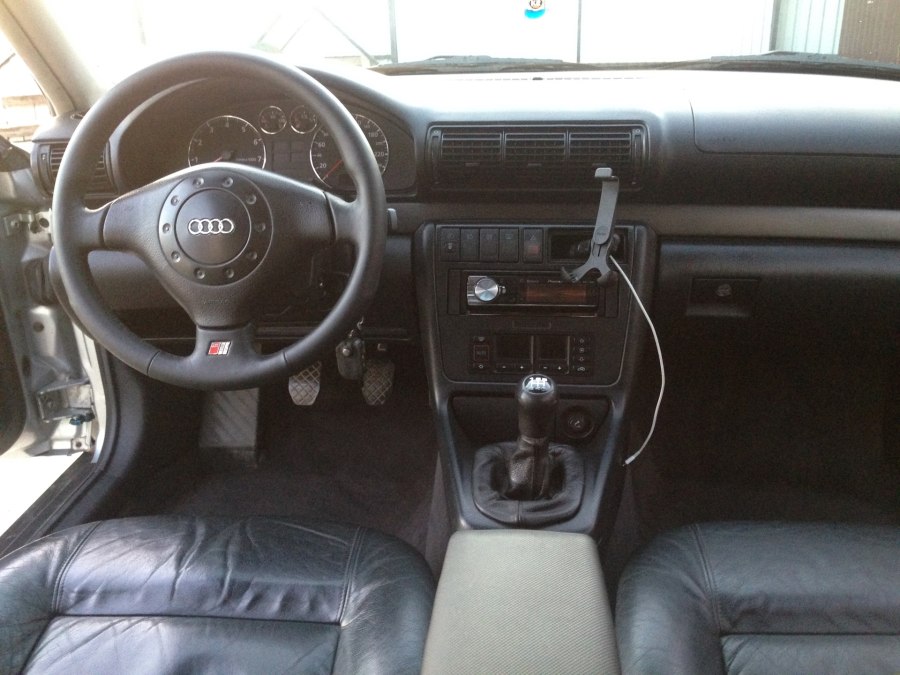 Audi a4 b5 салон