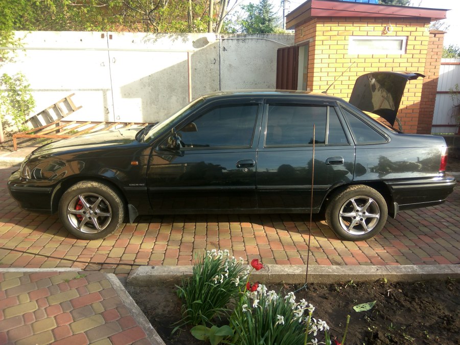 Daewoo Nexia 2 на r16