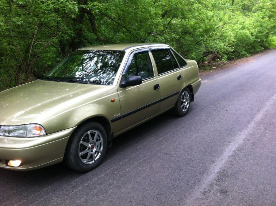 Daewoo Nexia n100на дисках