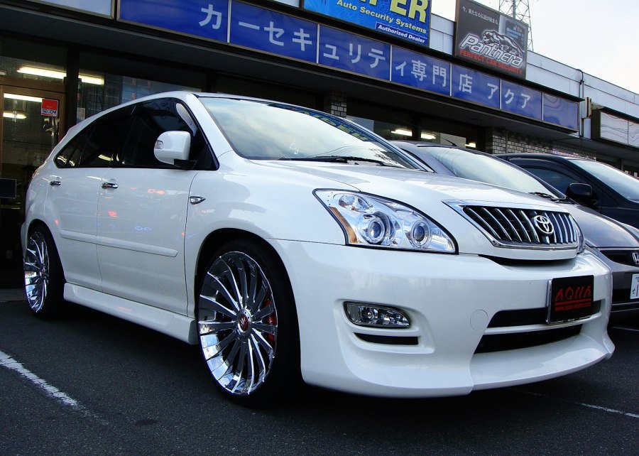 Toyota Harrier 2000 Tuning