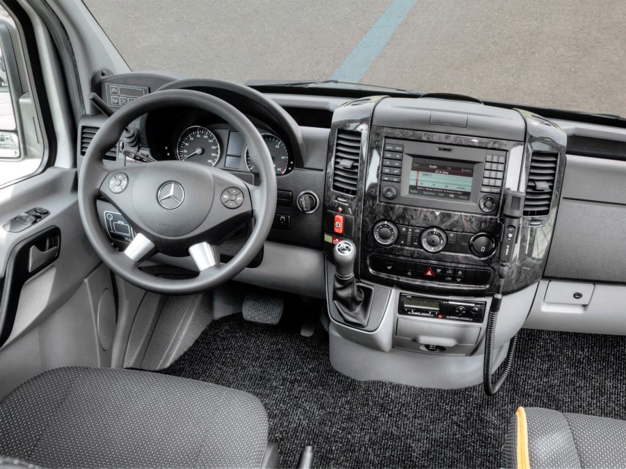 Mercedes-Benz Sprinter пассажирский салон