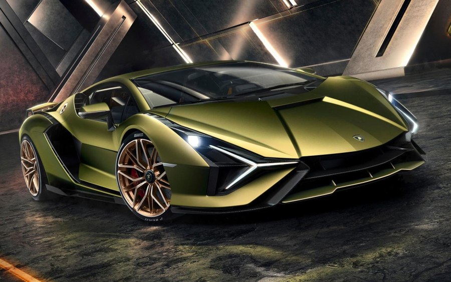 Lamborghini Aventador lp720