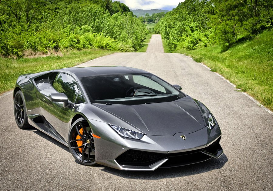 Lamborghini Aventador lp700-4 красный