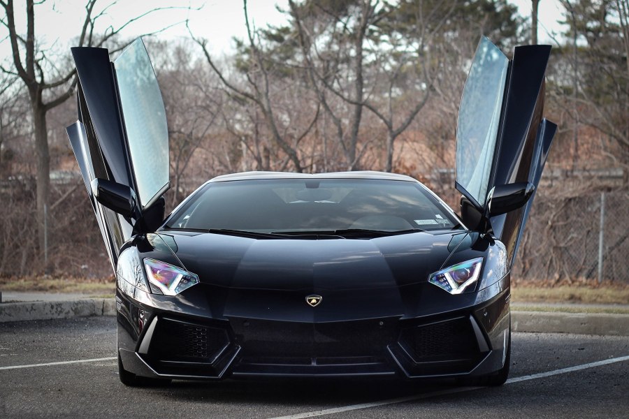Lamborghini Aventador lp700-4