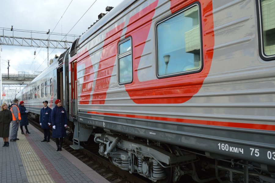 Вагоны Люкс Укрзализныця