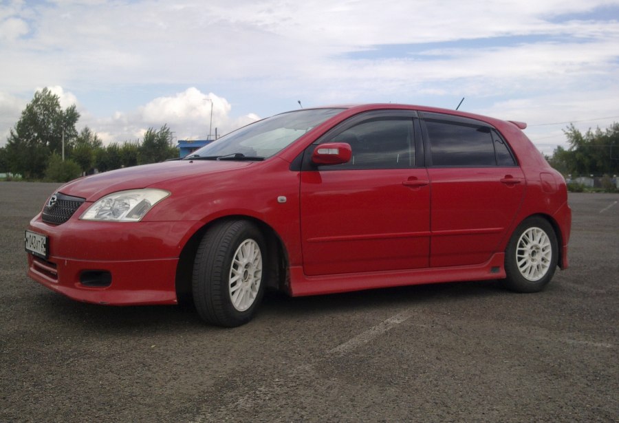 Corolla Runx r16