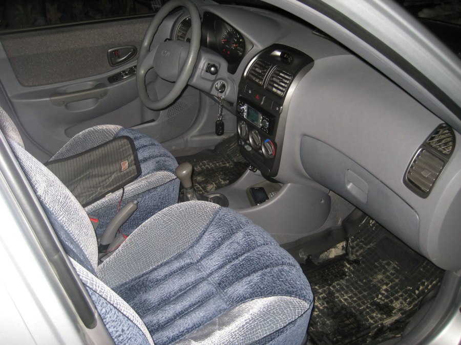 Hyundai Solaris 2014 Interior