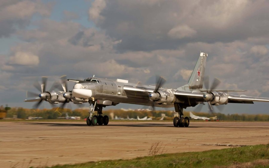 Ту-160 белый лебедь