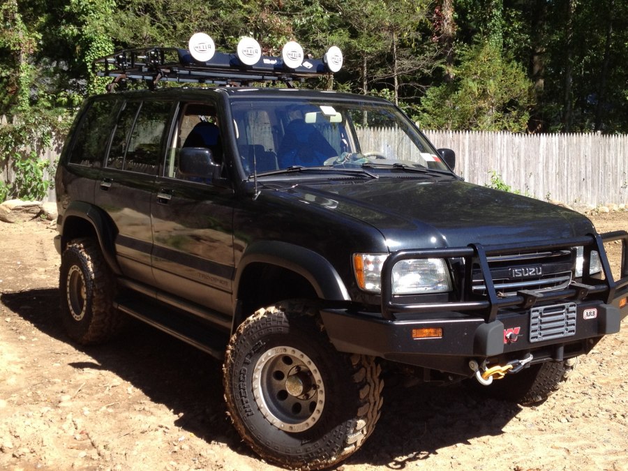 Isuzu Bighorn off Road