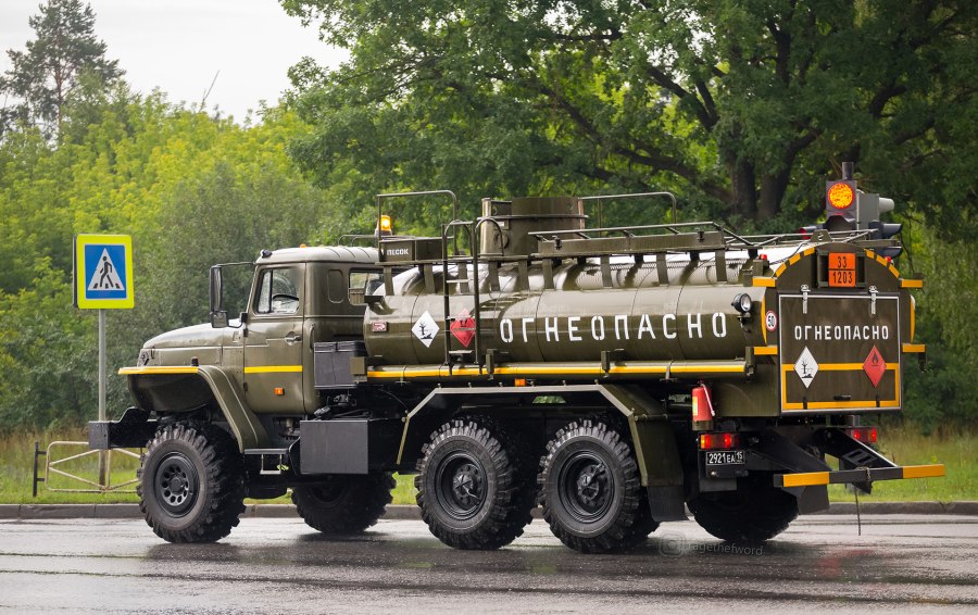 АТЗ Урал 4320 военный