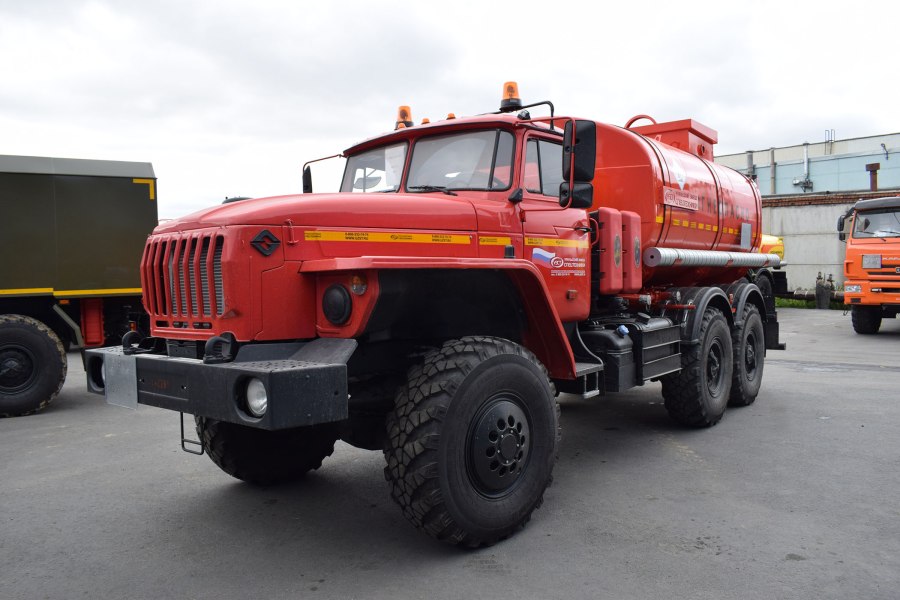 Урал 4320 армейский