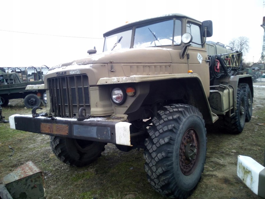 Урал-375 бензовоз с прицепом
