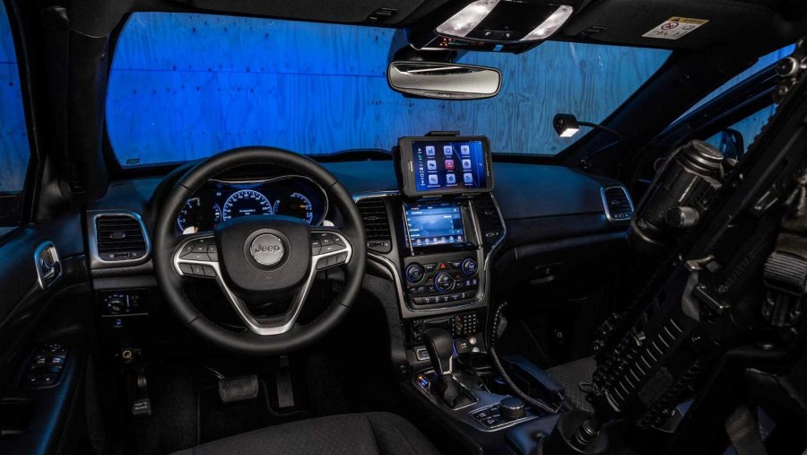 Бронированный джип Jeep Grand Cherokee