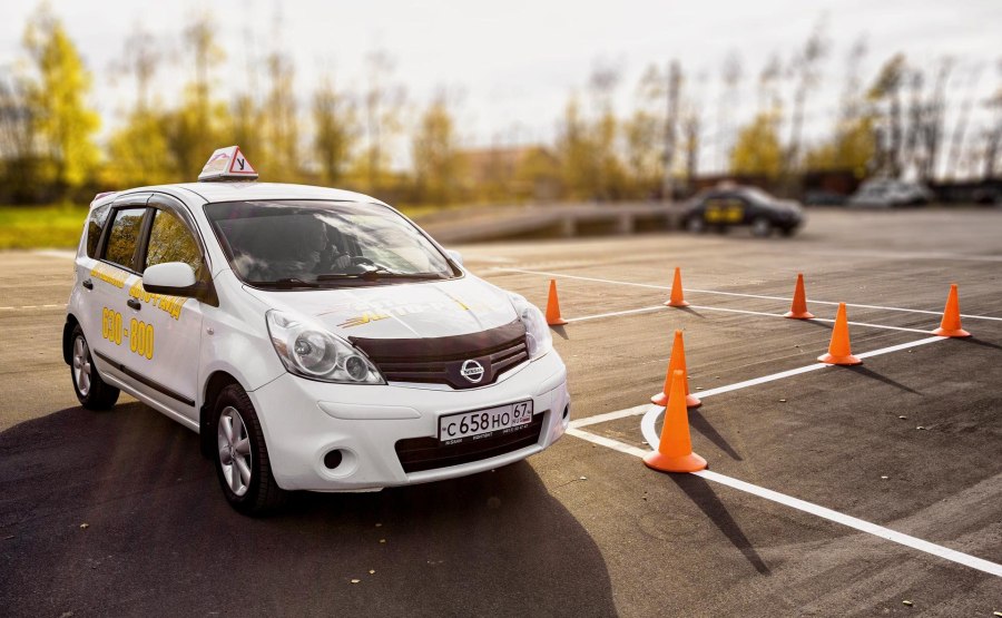 Автошкола автомобиль
