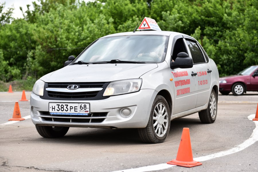 Учебные машины автошкол