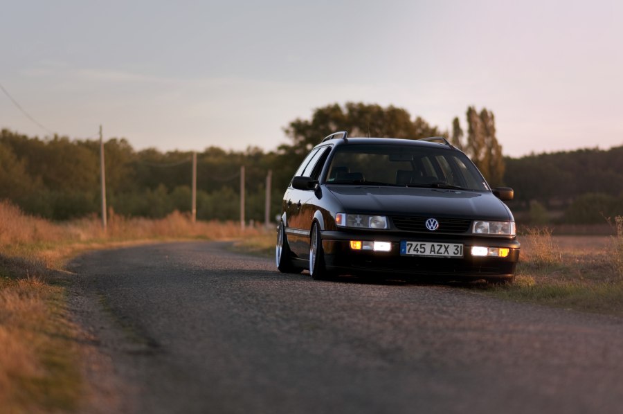 Volkswagen Passat b3 седан