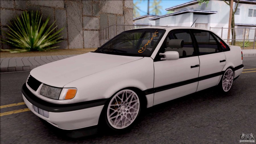 VW Passat b3 r16