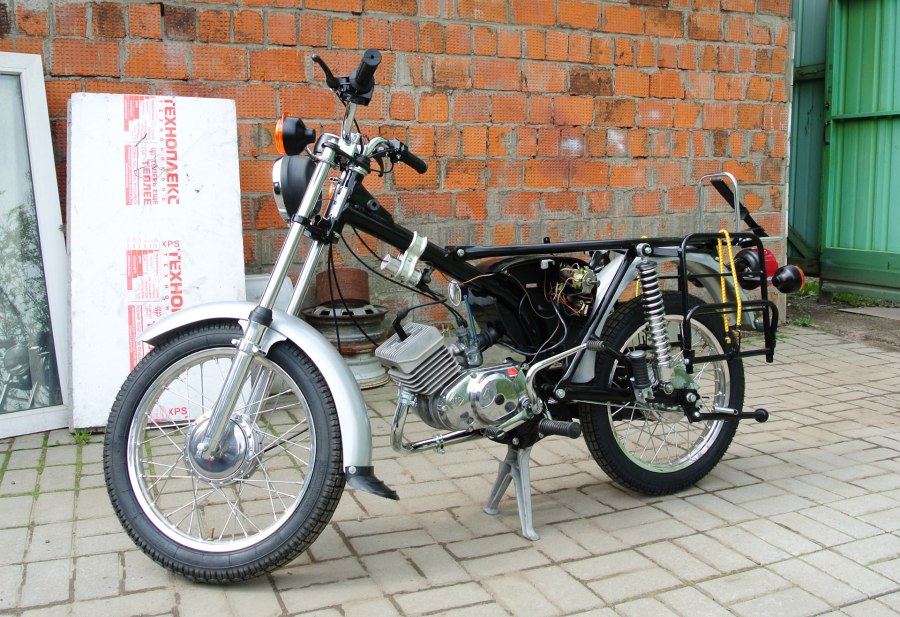 Delta 75 cc Moped