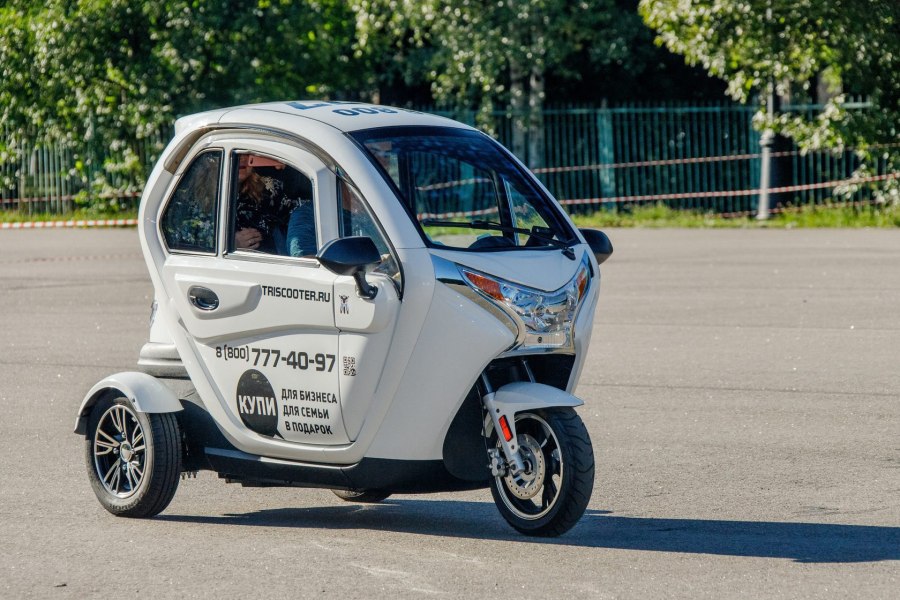 Трицикл can am Spyder f3