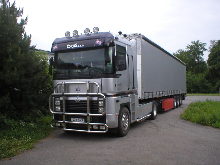 Renault Magnum Tuning