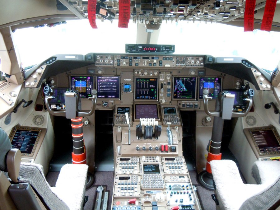 Boeing 747 кабина