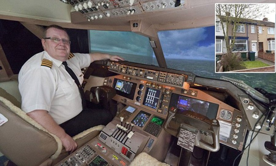 Кабина пилота самолета Боинг 777