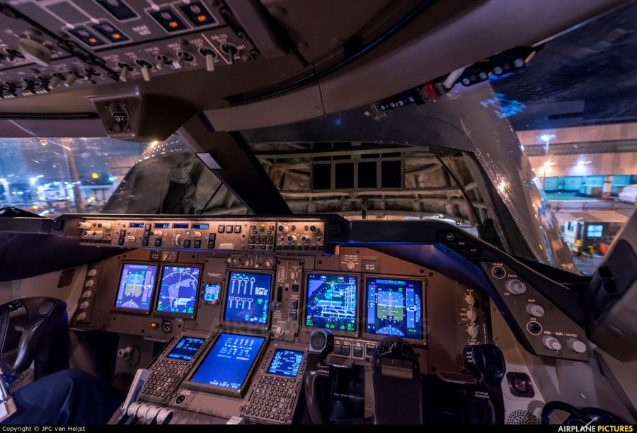 Boeing 777-9x кабина