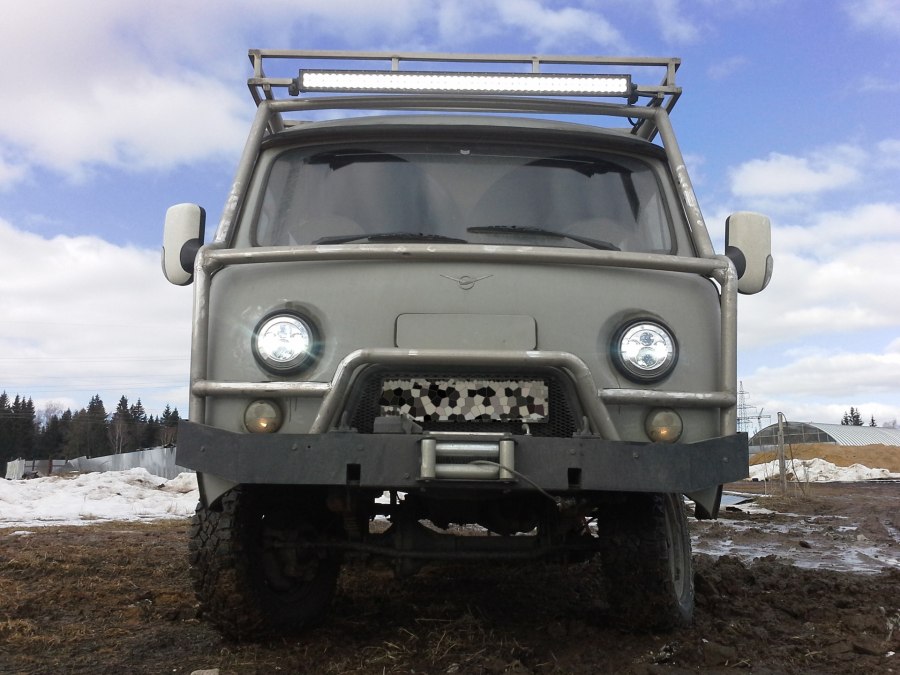 УАЗ -39094 бортовой "фермер"