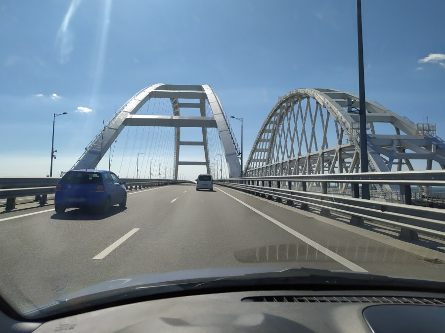 Крымский мост автомобили