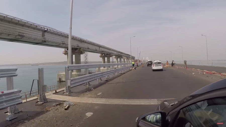 Авария на Крымском мосту сейчас Керчь
