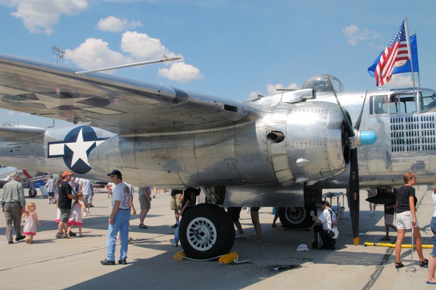 B 25 Mitchell хвост