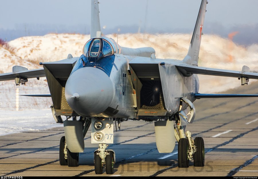 Самолет миг-31бм