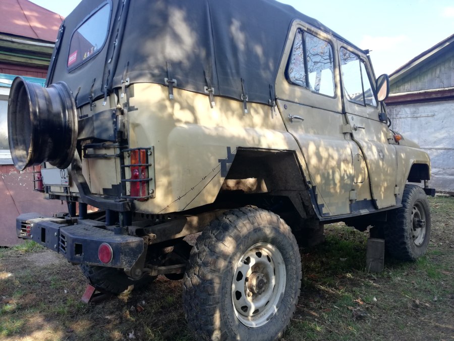 УАЗ 469 на ободрышах