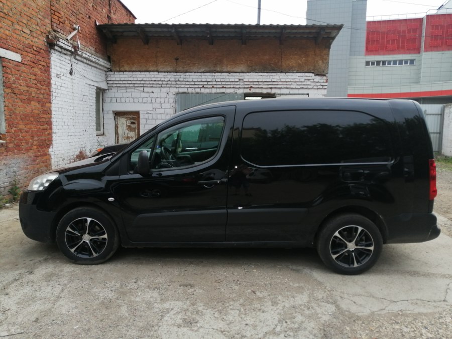 Peugeot partner 2021