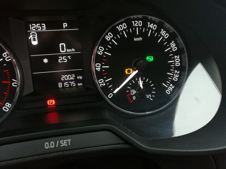 Приборная панель Skoda Octavia a5