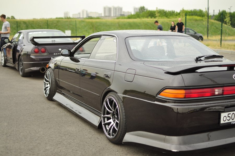 Toyota Mark 2 jzx100 двухцветный