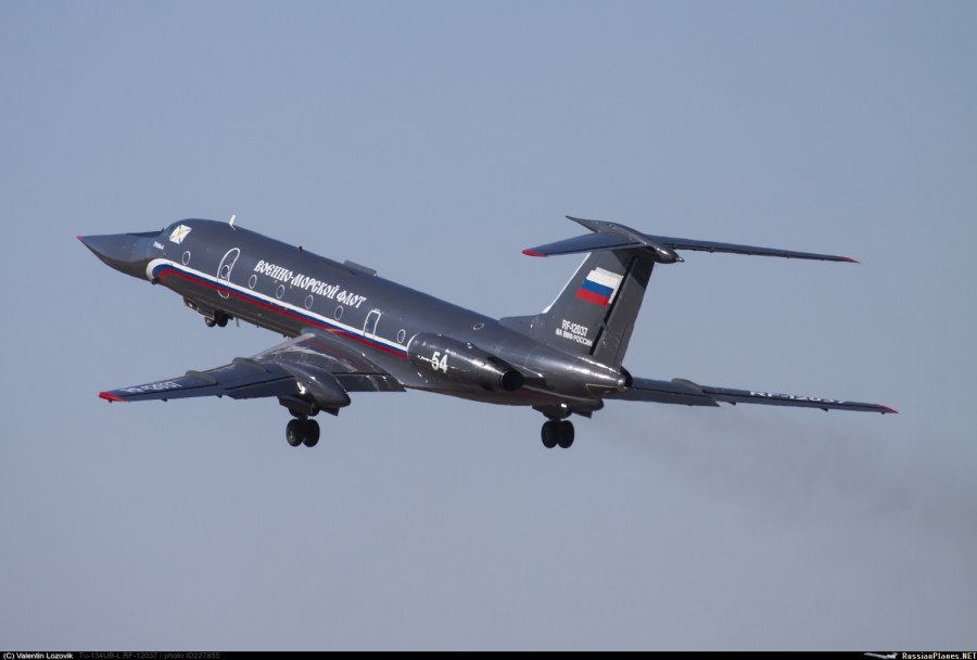 Ту-134 УБЛ черная Жемчужина