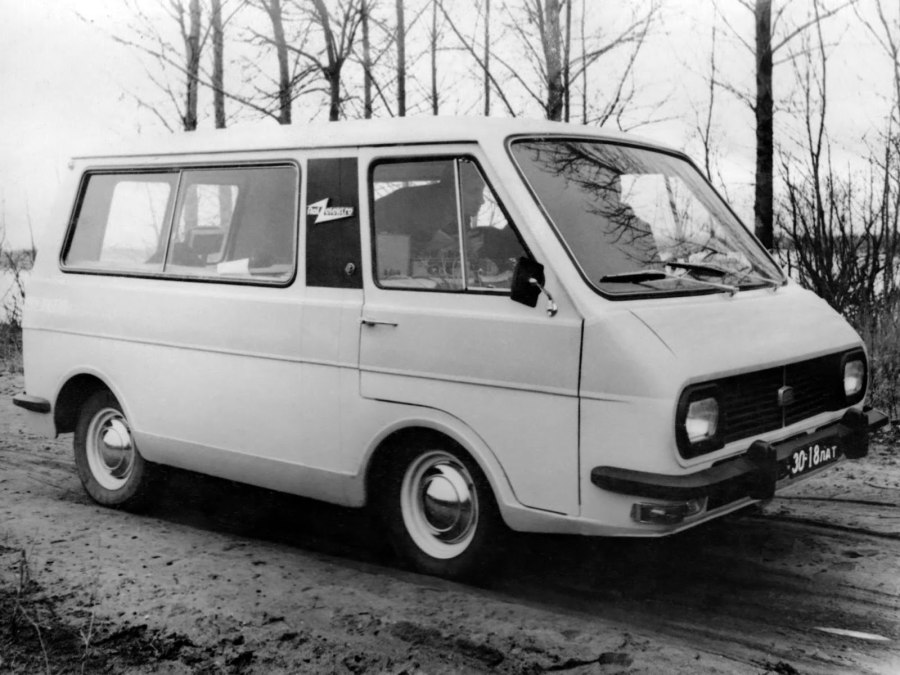 РАФ-977 «Латвия»