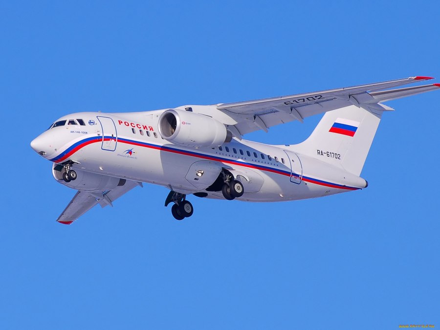 АН-148 100 Е пассажирский самолёт