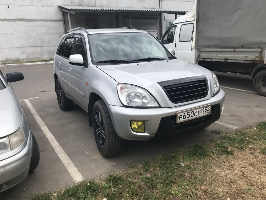 Chery Tiggo (t11) черная решетка