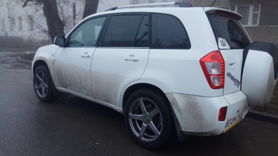 Chery Tiggo (t11), 2013 1.6 MT (119 Л.С.) салон