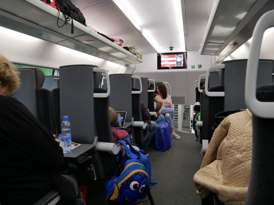 Поезд Stadler Тбилиси Батуми
