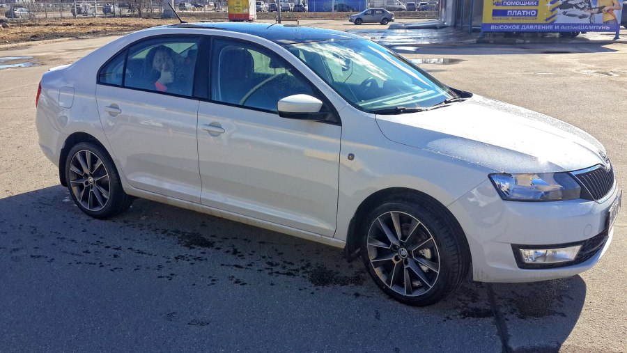 Skoda Rapid r17