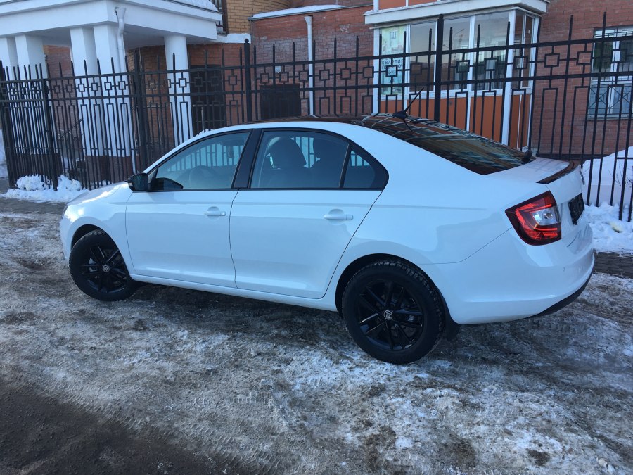 Skoda Rapid r19