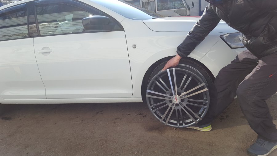 Диски Skoda Rapid r17