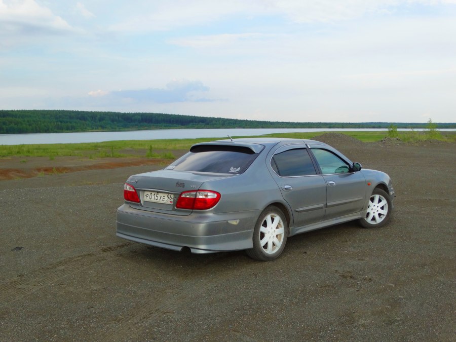 Nissan maxima a33 stance