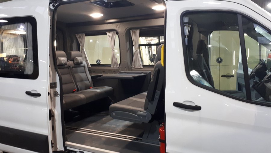 Ford Transit 8