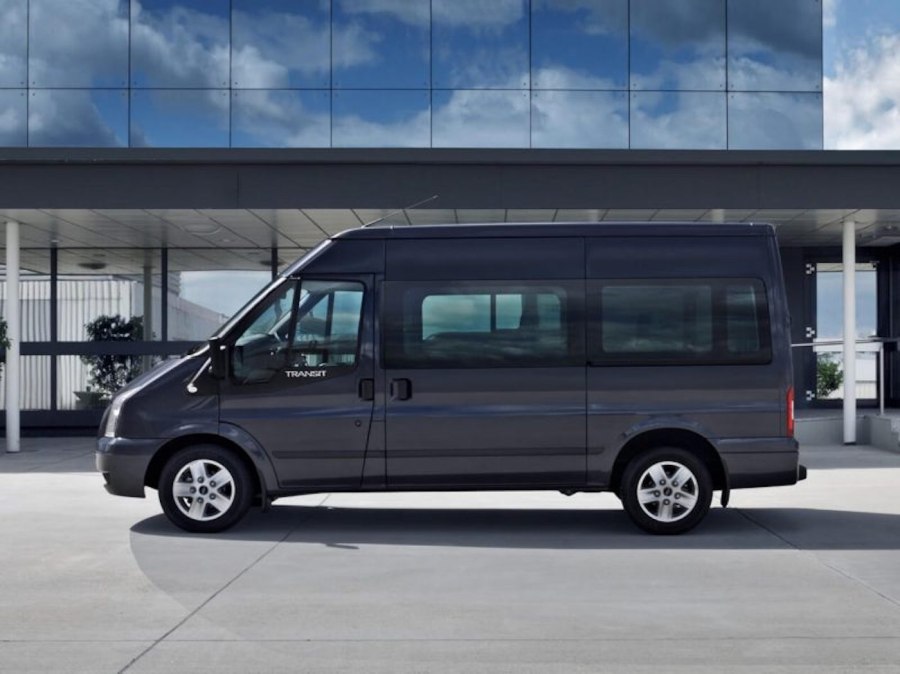 Ford микроавтобус Transit Kombi