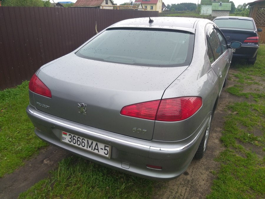 Peugeot 607 2009